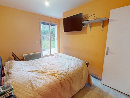 A vendre maison Saint Pierre Lès Nemours 77140; 175 000 &euro; 