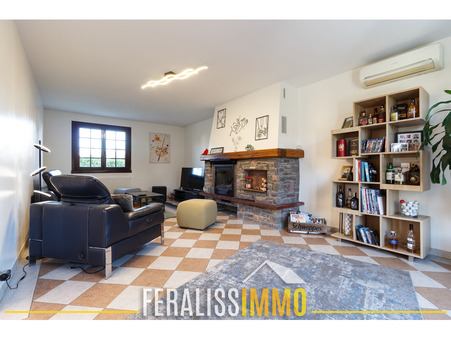 House &euro; 449 900  Réf. 9979 Saint-Ouen-l'Aumône