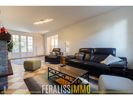 House &euro; 449 900  Réf. 9979 Saint-Ouen-l'Aumône