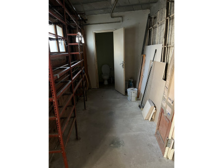 A louer local commercial Revel 31250; 644 &euro; 