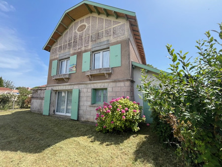 Maison sur Le Château-d'Oléron ; 444 125 &euro; ; Achat Réf. 3600