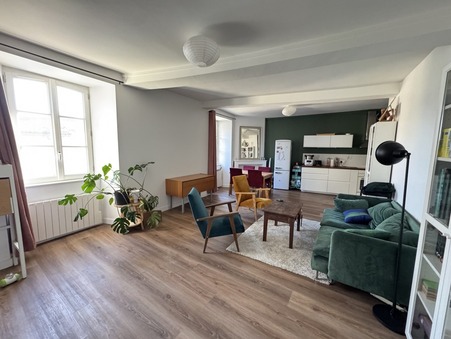 Immeuble sur Saintes ; 420 000 &euro; ; Vente Réf. VI193-HABITATCONSEILG_