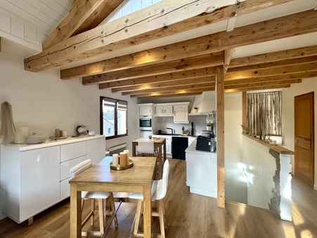 Vente maison 438 000 &euro;  Matemale