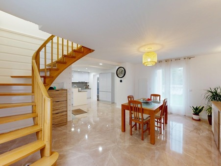 Maison 265 000 &euro;  Réf. 215951 Nemours