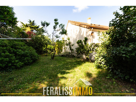 Maison sur Éragny ; 380 000 &euro;  ; A vendre Réf. 9745