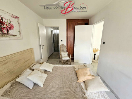 Vente appartement 310 000 &euro;  Moufia