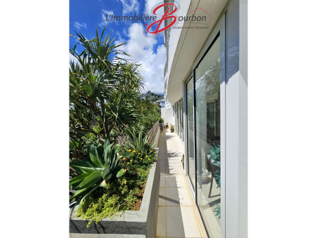 Vente appartement 310 000 &euro;  Moufia