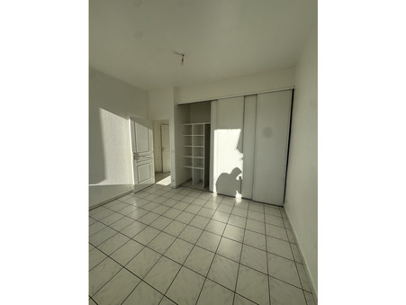 Appartement 843 &euro;  Réf. 26sery Marseille