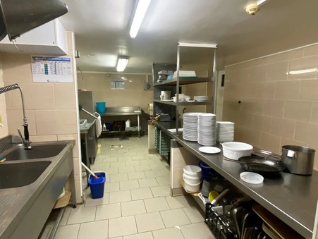 Vente local commercial 274 500 &euro;  Font-Romeu-Odeillo-Via