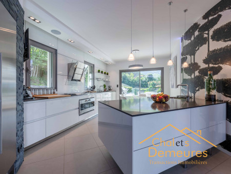 Maison sur Annecy ; 9 900 000 &euro; ; Achat Réf. 98/975_1
