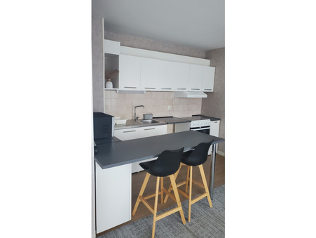 Appartement 700 &euro;  sur Pontault-Combault (77340) - Réf. locmtr