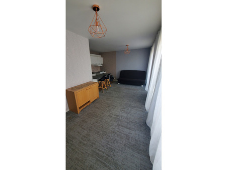 Appartement 700 &euro;  sur Pontault-Combault (77340) - Réf. locmtr