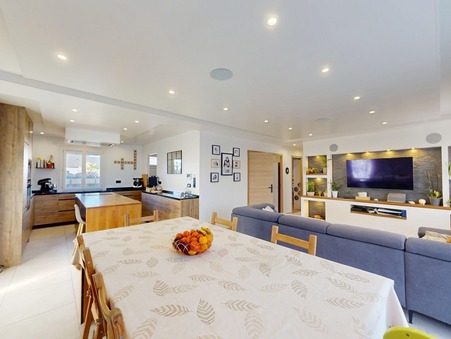 A vendre maison Saint Pierre Lès Nemours 77140; 349 900 &euro; 