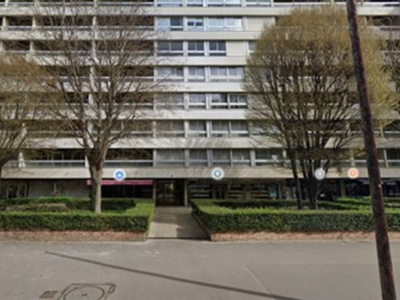 A louer parking 70 &euro;  Paris