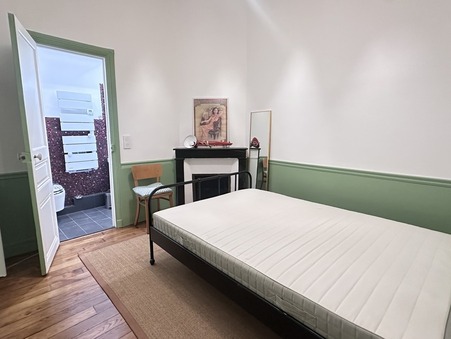 A louer autre Paris 75018; 1 450 &euro; 