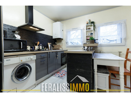 Appartement 159 500 &euro;  Réf. 10009 Jouy-le-Moutier