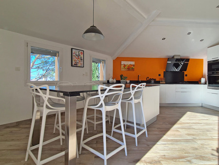 Maison 563 000 &euro;  Réf. NEOCHAJE1447 Saint Héand