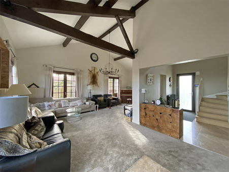 Maison sur Saint Genest Lerpt ; 499 000 &euro;  ; Achat Réf. CHAJE3298