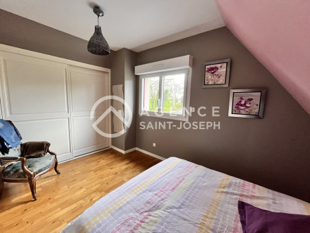 House &euro; 273 000  Réf. 7218 Yvetot