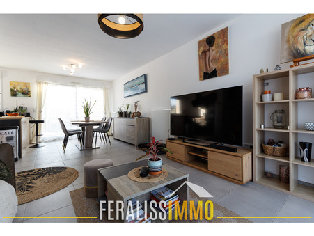 Maison 553 600 &euro;  Réf. 10014 Jouy-le-Moutier