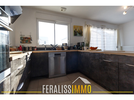 Maison 553 600 &euro;  Réf. 10014 Jouy-le-Moutier