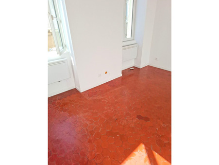 Appartement 700 &euro;  Réf. 8DIFU1 Marseille