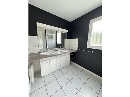 A vendre maison Saint Porchaire 17250; 239 500 &euro;