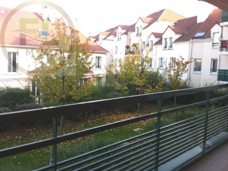 Appartement 879 &euro;  sur Poissy (78300) - Réf. FLI187--2026