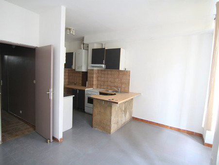 Appartement 850 &euro;  Réf. 55ROURDC Marseille