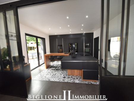 Maison sur Ecouen ; 965 000 &euro;  ; A vendre Réf. 185