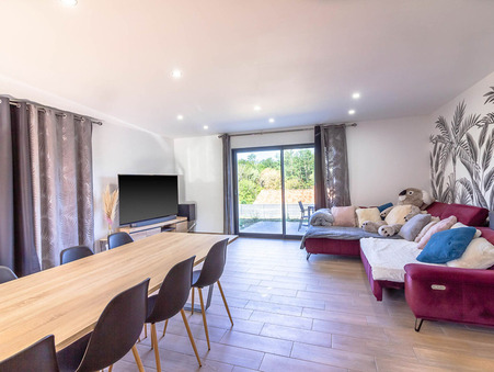 Maison sur Proissans ; 265 000 &euro;  ; Vente Réf. 5024