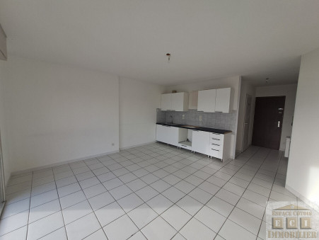 A vendre appartement La Cote St Andre 38260; 109 000 &euro; 