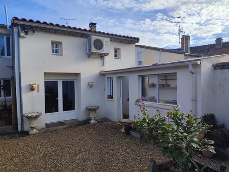 Maison 158 000 &euro;  Réf. 1282-HABITATCONSEILG_1282 Saint Bonnet sur Gironde