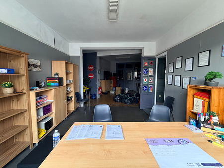 Location local commercial Mouvaux 59420; 926 &euro; 