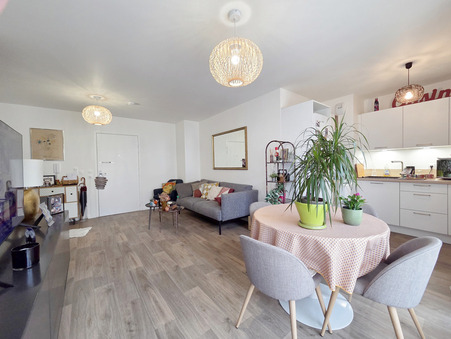 Appartement 212 000 &euro;  Réf. 11074 Le Plessis-Trévise