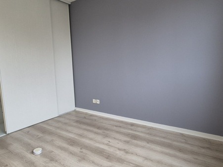 A louer maison 1 020 &euro;  Comblanchien