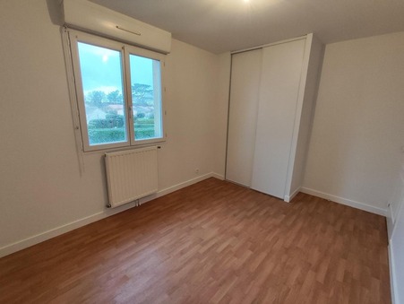 Location maison Biard Réf. 02521252