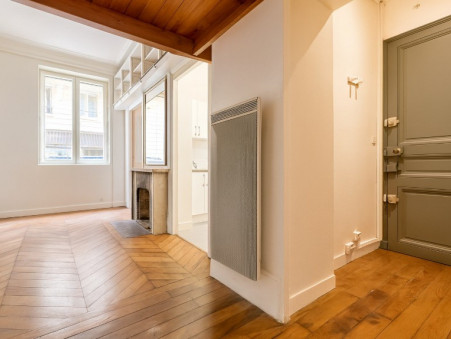 Appartement sur Paris 8eme Arrondissement ; 1 130 &euro;  ; A louer Réf. MON449