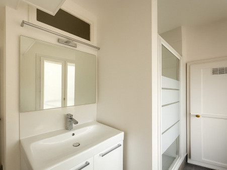 Appartement sur Paris 17eme Arrondissement ; 2 075 &euro;  ; Location Réf. MON450