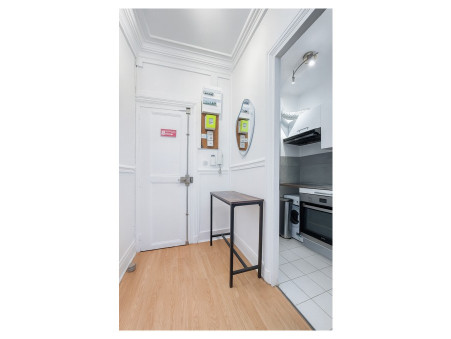 Appartement 2 075 &euro;  Réf. MON450 Paris 17eme Arrondissement