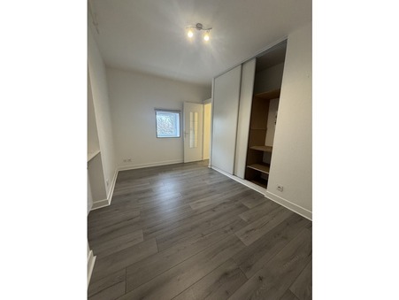 Appartement 570 &euro;  Réf. LA22176-IMMOLYS_ Dijon