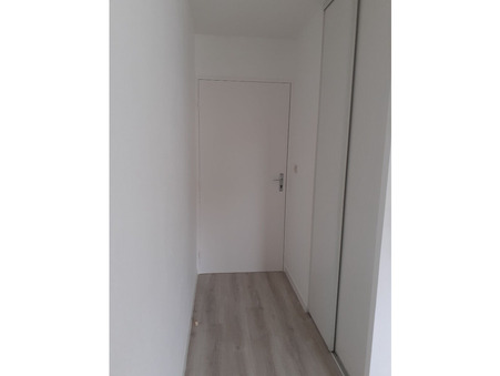 Appartement 455 &euro;  Réf. UNI217A Rennes