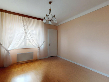 Maison sur Bousse ; 370 000 &euro;  ; A vendre Réf. 371