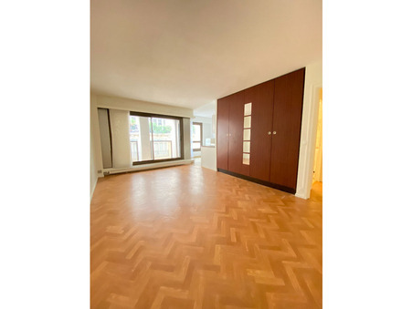 A louer appartement 1 151 &euro;  Paris