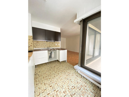 A louer appartement 1 151 &euro;  Paris