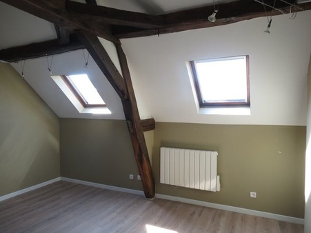 A louer maison Trugny 21250; 585 &euro; 