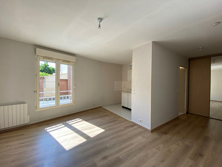 Location appartement Brou 28160; 350 &euro; 