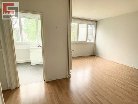 Appartement sur Fontainebleau ; 757 &euro;  ; Location Réf. 320