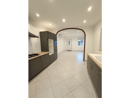 A louer maison 815 &euro;  Pouilly sur Saône