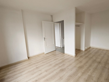 A louer appartement 556 &euro;  Avon